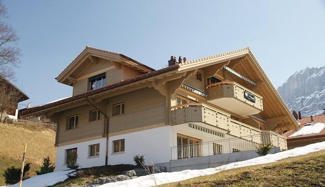 Exclusive holiday home with panoramic view to the Eiger Nordwand in Grindelwald
