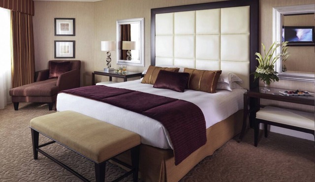 Executive Room | Movenpick Al Bustan | DXB 5 Min, Spa + Pool