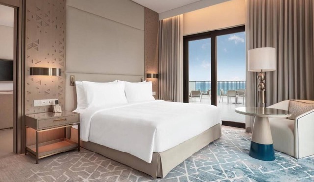 Executive Suite Ocean View Near Fujairah Corniche