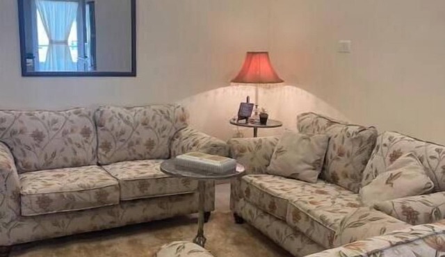 Exquisite & Cozy 2 Bedroom/2 bath Apartment