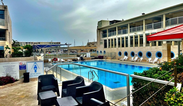 Fabulous Marina Herzliya Garden apt