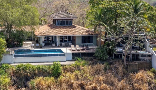 Fabulous Ocean View Family Villa