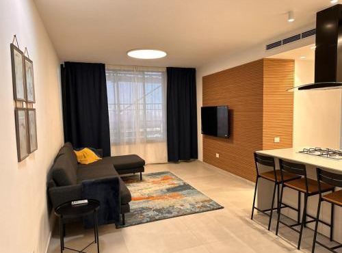 Family Friendly 3BR with Free Parking - in Rishon Letzion