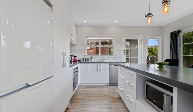 Figtree Bungalow – Rotorua Holiday Home in Springfield