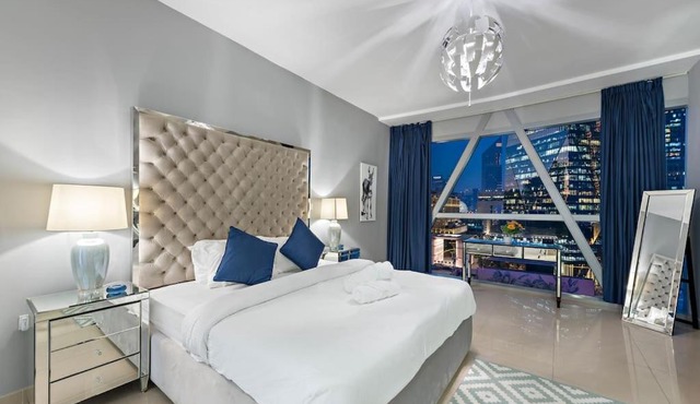 First Class 1BR Modern & Stylish Living