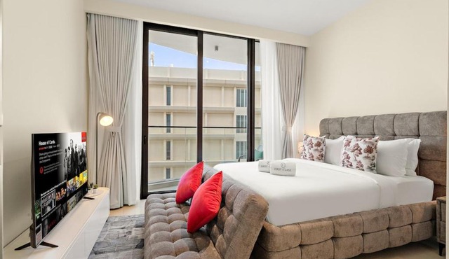 FIRST CLASS Studio Beach Bliss & Luxury Living