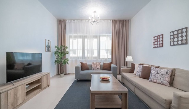 Flat with swimming pool in Burj Al Nahda