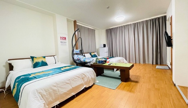 Free entry and exit 24 hours a day Located near t/Takamatsu Kagawa in Takamatsu