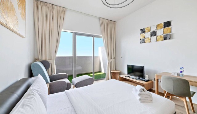 Fully Furnished Studio | 70m from Metro Station
