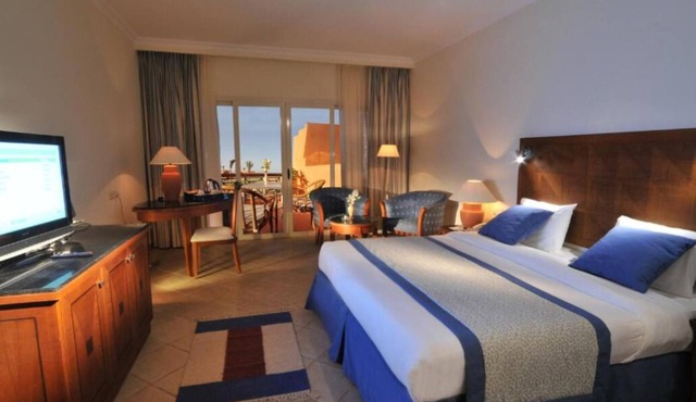 Gather by the Sea | 4 Family Rooms, Dive Reefs, Pools, Spa & Game Time