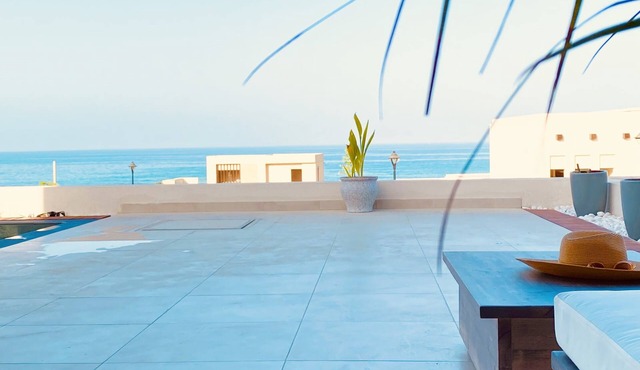 Getaway vacation's house next to one of beautiful beaches