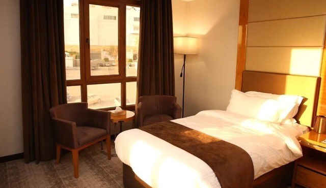 Gloria Hotel | Superior Double or Twin Room | Close to King Hussein Park