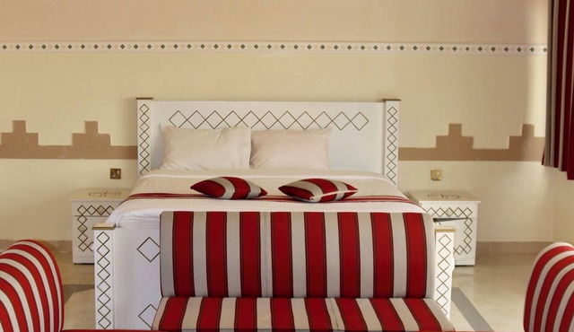 Golden Palm Oasis - Royal Palm Suite