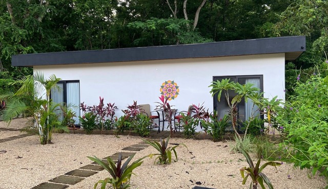 Grande Espiritu Casita, steps to Playa Grande beach w/Pool, Grille and more!