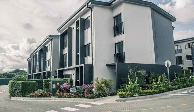 Great apartment near the Airport with Air Condit. in Alajuela