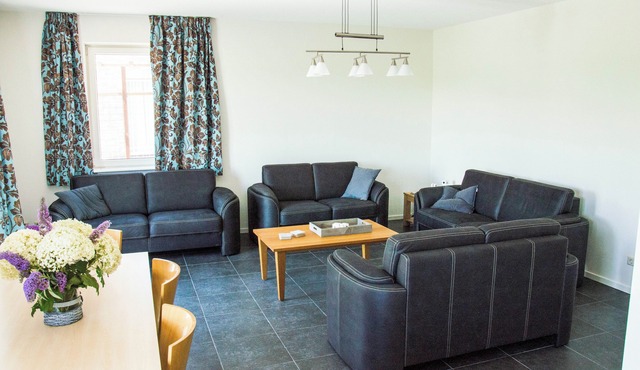 Group accommodation in Amstelveen for 12 people. At the farm in Amstelveen
