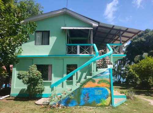 Guesthouse Island Escape