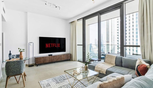 GuestReady - Best of Dubai | Downtown Views Tower