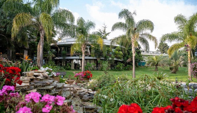 Hacienda Forest View Hotel