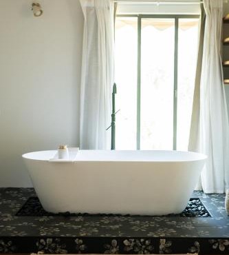 Hanahala Beramot - Boutique Suites