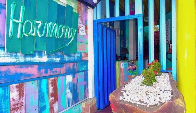 Harmony Lodge Hotel in Jaco Beach