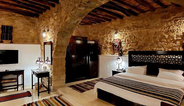 Hayat Zaman Hotel & Resort