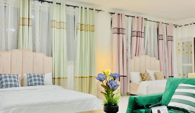Heavenly Family Master Suite Escape