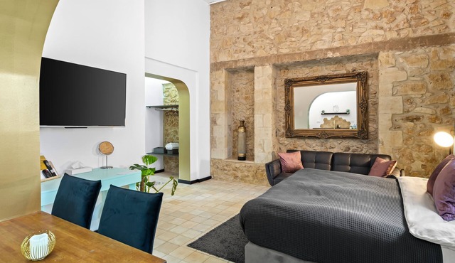 Helios Boutique Suites by La Finca Hotel