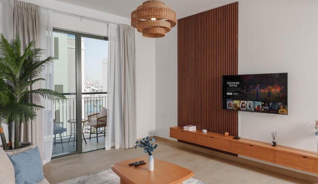 High-End Luxury 1BR in Port De La Mer near J1 Beachfront, Dubai