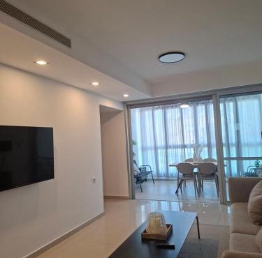 Histadrout street 3 bedrooms central Ashdod