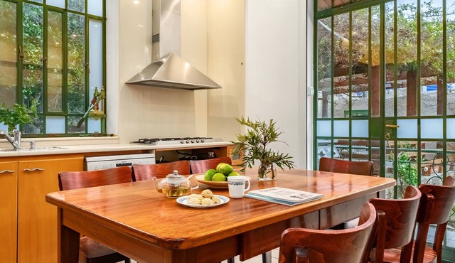 Historic & Modern Home with Garden
