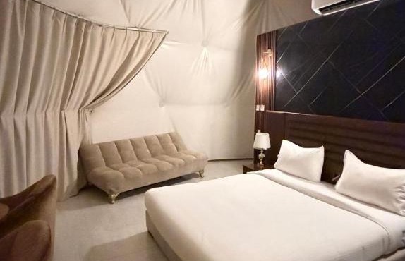 Hkaya Rum camp