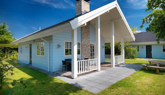 Holiday Home near Dutch Coast & Forest in Noordwijk