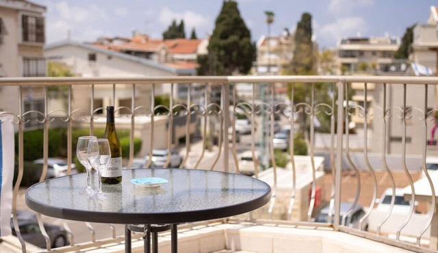 Homey Serenity Kiryat Haim Apartment by Sea N Rent