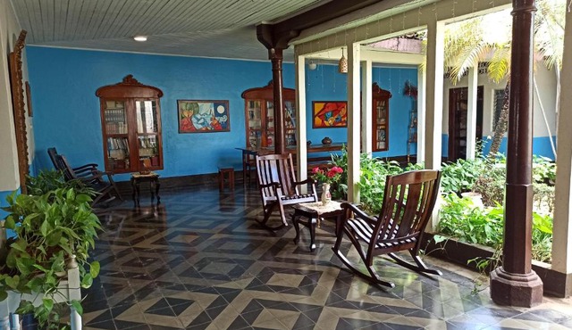 Hostal Harvest House