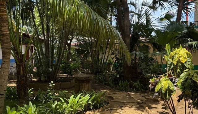 Hostal Harvest House
