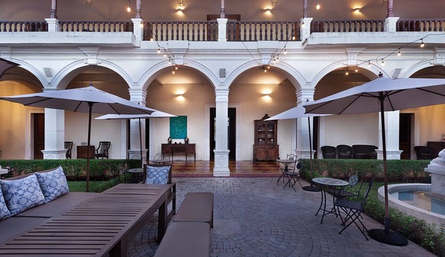Hotel La Perla
