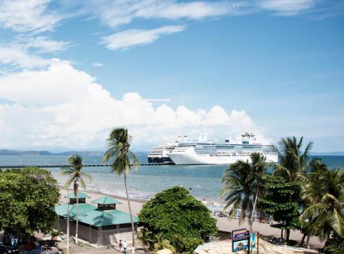 Hotel Puntarenas Beach in Puntarenas