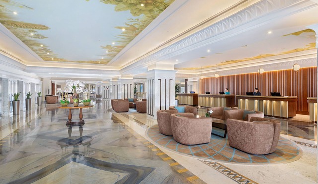 JA Beach Hotel, Dubai