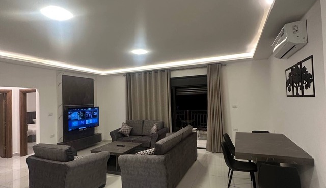 JRE Cozy Home Near All Services 21