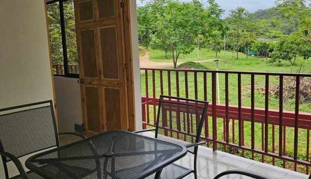 Jungle Escape near Playa Grande, 3BR, BBQ, Terrace & Nature