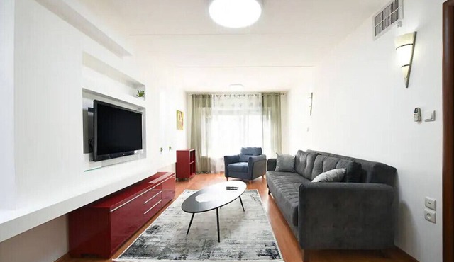 Kiryat Yam Cozy Sea-Front 2BR Apartment
