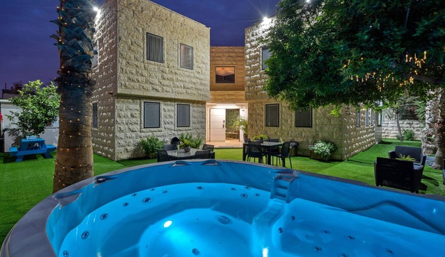 La Finca - Luxury Suites Hotel