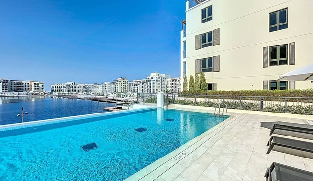 La Sirene 3 - Elegant Two Bedroom in Jumeirah 1