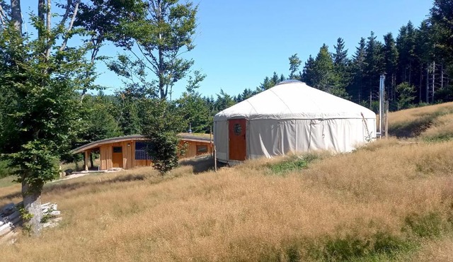 La Yourte Un Autre Monde in Le Hohwald