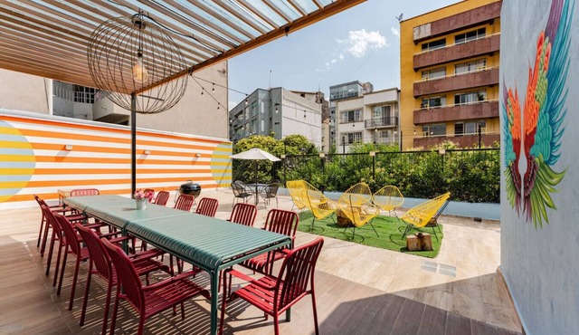 Large Group-Friendly Home with Stunning Rooftop in Ciudad de México