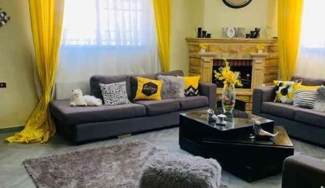Laura’s Modern Stylish & Wide Villa