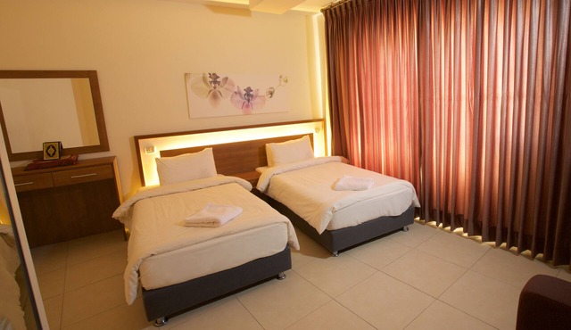 Lujain Hotel/Deluxe Apartment