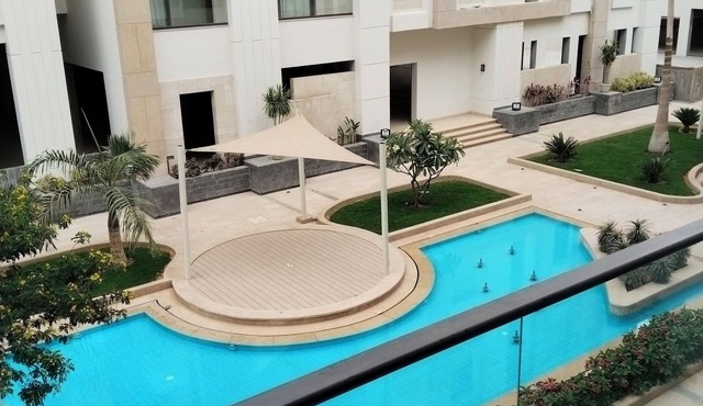 Lush & Lavish 2-bedroom apartment in marvelous Cairo with, 5min from CAI airport in Cairo Governorate