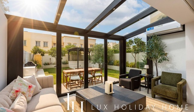 LUX The Serene Springs Villa